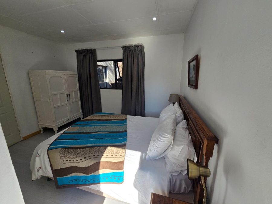 6 Bedroom Property for Sale in Waverley Free State